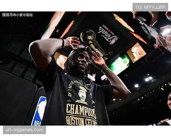 特写：霍勒迪关键回合连续完成两次抢断，直接扭转比赛势头